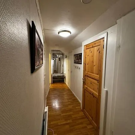 Cozy Loft With A View * 特罗姆瑟