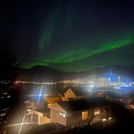 Cozy Loft With A View Apartamento Tromsø