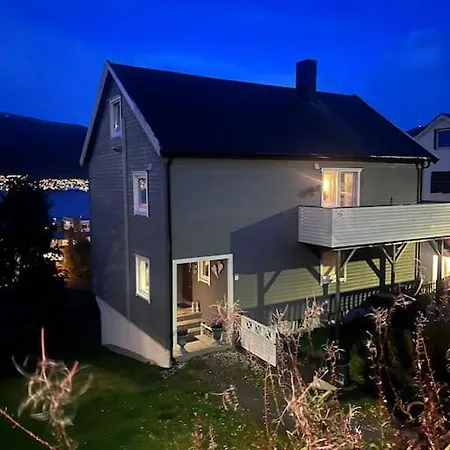 Cozy Loft With A View Lägenhet *